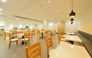 ร้านอาหาร 2 Hanting Hotel (Shanghai Liuzhou Road)