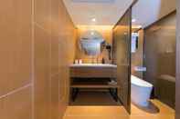 In-room Bathroom Ji Hotel (Shanghai Maglev, Longyang Road)