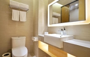 In-room Bathroom 7 Ji Hotel (Shanghai Hongqiao Airport Huaxiang Road)