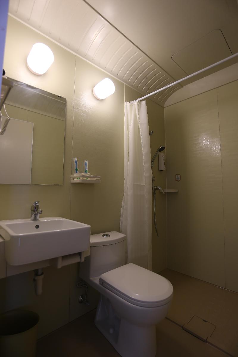 In-room Bathroom Hi Inn Liangpin Suzhou Railway Station North Squar