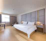 Bedroom 4 Ji Hotel Shenzhen Baoan International Convention a