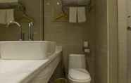 Toilet Kamar 4 Hanting Hotel Shenzhen Longgang Nanlian Metro Stat