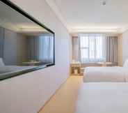 Bedroom 7 JI Hotel Chengdu East Street Taikoo Li