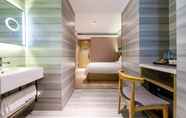 Bedroom 7 Hanting Premium Hotel  Shanghai East Nanjing Road
