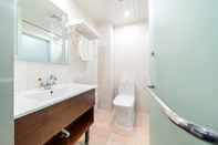 In-room Bathroom Hanting Hotel (Shanghai EXPO Sanlin)