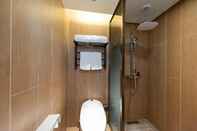 In-room Bathroom Ji Hotel Shanghai People's Square Fujian Middle Ro