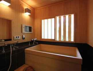 Toilet Kamar 2 Koyuan Holiday Rentals