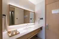 In-room Bathroom Ji Hotel (Shanghai Zhangjiang Road Metro Station)