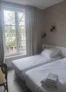 BEDROOM Logis Hotel Le Relais Guillaume De Normandy