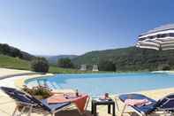 Swimming Pool Logis Hotel La Mere Biquette