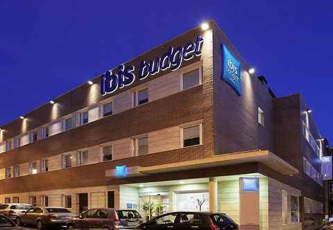 Exterior ibis budget Madrid Centro las Ventas