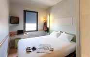 Bilik Tidur 2 ibis budget Valencia Alcasser