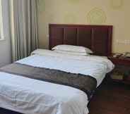 Bedroom 5 GreenTree Inn Yancheng Dongtai Railway Station Bei