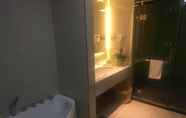 In-room Bathroom 7 GreenTree Inn Shaoxing Binhai New City Dongsen Com