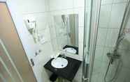 In-room Bathroom 2 Shell Xuzhou Suining County Passenger East Station