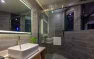 In-room Bathroom 6 GreenTree Inn Zhejiang Jiaxing Honghe Town Busines