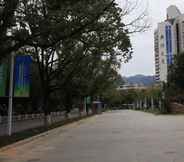 Exterior 3 GreenTree Eastern Yueqing City City Morning Mu Pla