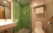 In-room Bathroom 4 GreenTree Inn Nantong Qidong Binhai Industrial Par