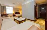 Bedroom 2 Shell Suzhou Shengze Oriental Textile City Hotel