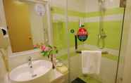 In-room Bathroom 7 Green Tree Inn Suzhou Changshu North Railway Stati