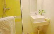 In-room Bathroom 5 Green Tree Inn Suzhou Changshu North Railway Stati