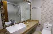 In-room Bathroom 5 GreenTree Inn Jiangsu Changshu Longying Plaza Expr