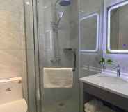 In-room Bathroom 4 Shell Yancheng Binhai County South Renmin Road Hot