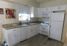 Bedroom 4 Dolphin Isle Resort