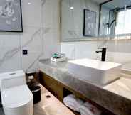 In-room Bathroom 5 Greentree Eastern Anhui Province Bozhou Lixin Pear