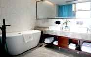 In-room Bathroom 3 Greentree Eastern Anhui Province Bozhou Lixin Pear