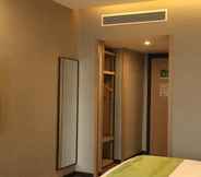 Bedroom 5 Greentree Inn Yueyang Miluo City Quyuan Avenue Exp