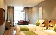 ห้องนอน 2 Greentree Inn Yueyang Miluo City Quyuan Avenue Exp