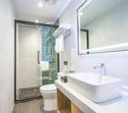 In-room Bathroom 4 Greentree Inn Chuzhou Wanda Plaza Qingliu Middle R