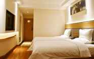 Bedroom 4 Greentree Inn West Prefecture Golmud Pedestrian St