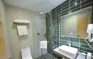 In-room Bathroom 4 Greentree Inn Jinan City Zhangqiu District Shanqua