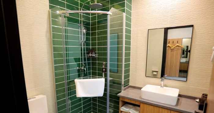 In-room Bathroom Greentree Inn Jinan Zhangqiu District Baimai Sprin