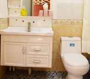 In-room Bathroom 2 Shell Jinan Zhangqiu District Diao Town Center Str