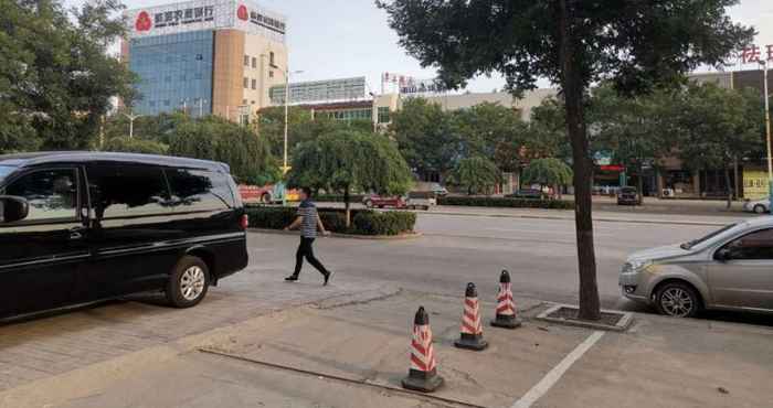 Common Space Shell Liaocheng Linqing City Bus Station Hotel