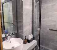 In-room Bathroom 3 Greentree Inn Puyang Hualong District Ruifengyuan 