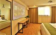 Phòng ngủ 4 Greentree Inn Anlong County Zhaodi Hotel