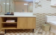 In-room Bathroom 7 Shell Hotel Wuhu Economic Development Zone Baixian