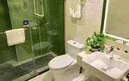 ห้องน้ำภายในห้อง 3 Greentree Inn Xianning Tongcheng Bus Station Busin