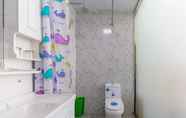 In-room Bathroom 6 Shell Xining Railway Station High Speed Railway St