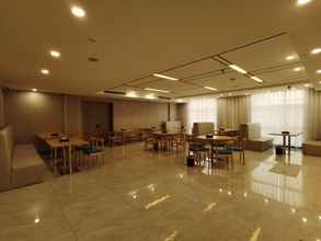 Lobi 4 Greentree Eastern Changge Yiwu City Hotel