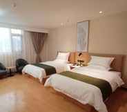 Bedroom 7 Green Tree Inn Yichun Fengxin County People S Hosp