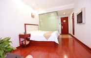 Kamar Tidur 4 Greentree Inn Yinchuan Pedestrian Street East Liqu