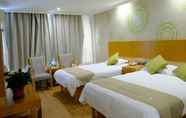 Bedroom 5 GreenTree Inn (Yangzhou West Huayang Road)