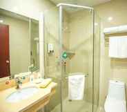 In-room Bathroom 6 GreenTree Inn Suzhou Dongxing Road Xinye Square Ex
