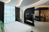 Bedroom Al Khoory Sky Garden Hotel