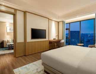 ห้องนอน 2 Ramada Plaza By Wyndham Dongguan Songshan Lake